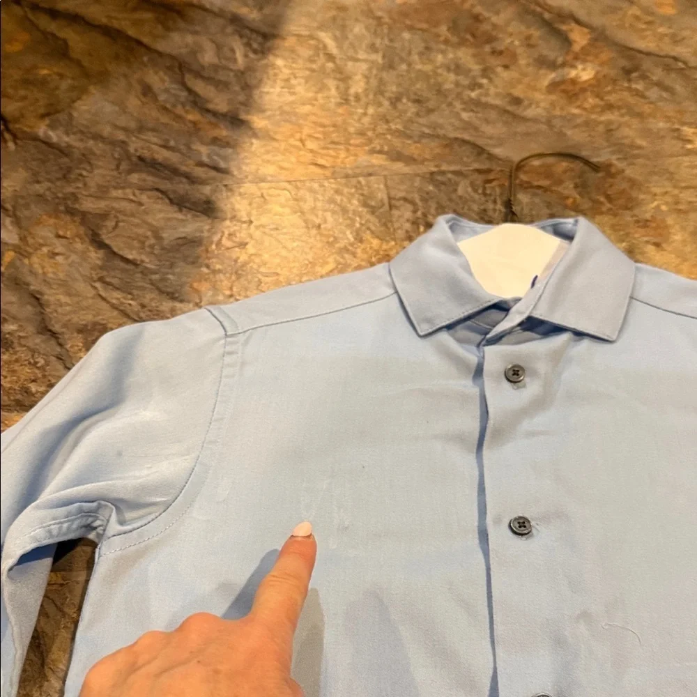 Calvin Klein Light Blue Button-Down Dress Shirt boys size 10